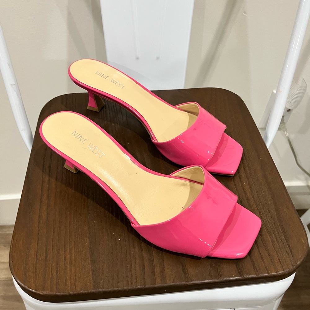 Nine West Fuchsia Slide Heels